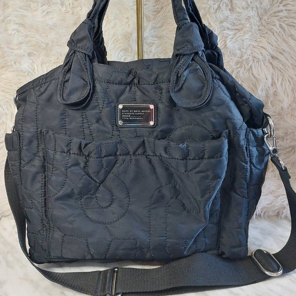 Black Quilted Shoulder Bag - Picture 2 of 13
